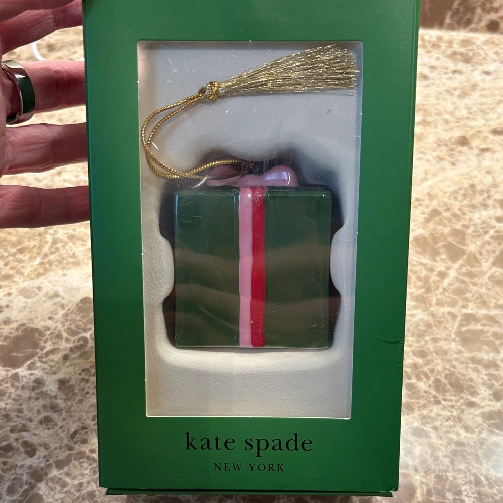 LENOX
Kate Spade Be Jolly Christmas Gift Ornament NIB